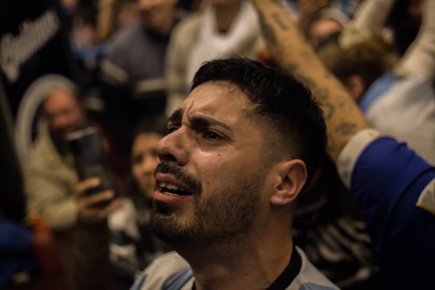 Argentina v Colombia - CONMEBOL Copa America USA 2024: Final A fan is crying over Argentina s victory, Argentina v Colombia - CONMEBOL Copa America USA 2024: Final, on july 14, 2024. Ciudad Autonoma de Buenos Aires Argentina Copyright: xNicolasxSuarezx originalFilename:suarez-notitle240714_npc9j