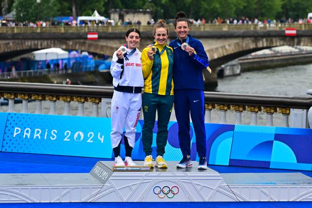 Siegerehrung Einzelzeitfahren Frauen ITT Olympia 2024 Paris Grace BROWN (Australien), Anna HENDERSON (Großbritannien), Chloe DYGERT (USA) Siegerehrung Radsport, Strassenrennen, Einzelzeitfahren Frauen ITT 32,4 Kilometer, Women Individual Time Trial Olympia 27.07.2024 Paris