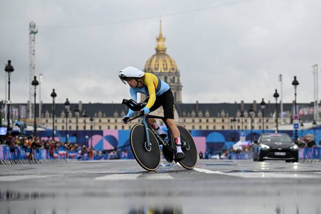 OLY24 CYCLING ROAD, Belgian cyclist Wout van Aert during the Men?s Individual Time Trial at Pont Alexandre III as part of the 2024 Paris Olympic Games, Olympische Spiele, Olympia, OS in Paris, France, Saturday, July 27, 2024. ( NO ARCHIVING, EDITORIAL USE ONLY, NO USE IN BOOKS WITHOUT CONSENT PARIS FRANCE Copyright: xDANxHIMBRECHTSx 20240728191593620061