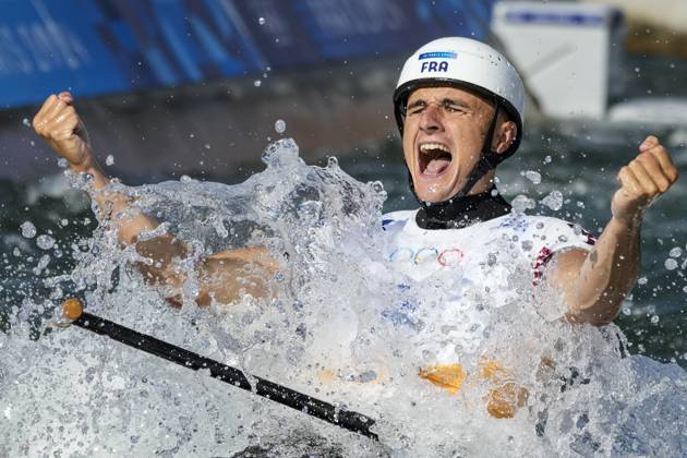 Nicolas Gestin of Team France celebrates as he crosses the finish line to win the Men s C1 Canoe Slalom final at the Vaires-sur-Marne Nautical Stadium outside Paris during the 2024 Paris Summer Olympic Games, Olympische Spiele, Olympia, OS in Paris, France, Monday, July 29, 2024.  OLY20240729402 PaulxHanna