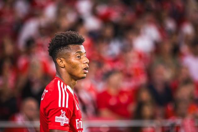SL Benefica Vs Feyenoord in Lisbon, Portugal - 28 Jul 2024 David Neres of SL Benfica in action during the Pre-Season Friendly match between SL Benfica and Feyenoord at Estadio da Luz. (Final score: SL Benfica 5 - 0 Feyenoord) Lisbon Portugal Copyright: xHenriquexCasinhasx xSOPAxImagesx HCASINHAS_28072024_SLBENFICA_VS_FEYENOORD_040