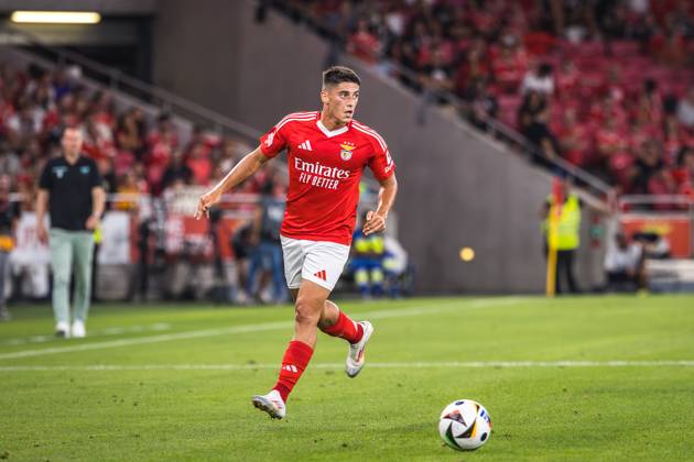 SL Benefica Vs Feyenoord in Lisbon, Portugal - 28 Jul 2024 Tiago Gouveia of SL Benfica in action during the Pre-Season Friendly match between SL Benfica and Feyenoord at Estadio da Luz. (Final score: SL Benfica 5 - 0 Feyenoord) Lisbon Portugal Copyright: xHenriquexCasinhasx xSOPAxImagesx HCASINHAS_28072024_SLBENFICA_VS_FEYENOORD_041