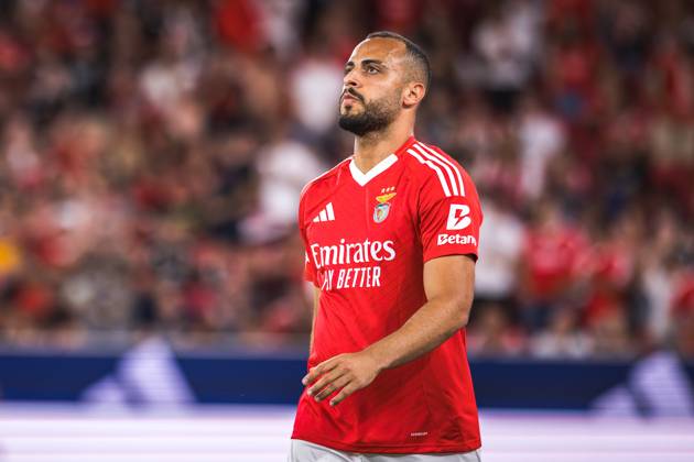 SL Benefica Vs Feyenoord in Lisbon, Portugal - 28 Jul 2024 Arthur Cabral of SL Benfica celebrates a goal during the Pre-Season Friendly match between SL Benfica and Feyenoord at Estadio da Luz. Lisbon Portugal Copyright: xHenriquexCasinhasx xSOPAxImagesx HCASINHAS_28072024_SLBENFICA_VS_FEYENOORD_043