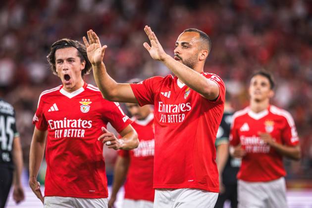 SL Benefica Vs Feyenoord in Lisbon, Portugal - 28 Jul 2024 Arthur Cabral of SL Benfica celebrates a goal during the Pre-Season Friendly match between SL Benfica and Feyenoord at Estadio da Luz. Lisbon Portugal Copyright: xHenriquexCasinhasx xSOPAxImagesx HCASINHAS_28072024_SLBENFICA_VS_FEYENOORD_044