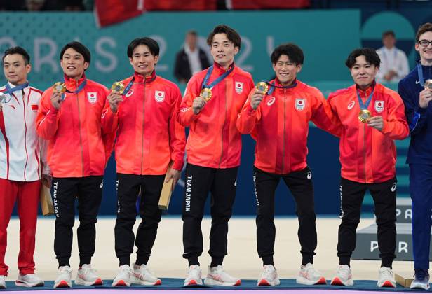 July 29 2024: Japanes team wins gold during the artistic gymnastics mens team final at Bercy Arena, Paris, France. CSM. Paris France - ZUMAc04_ 20240729_zma_c04_231 Copyright: xUlrikxPedersenx