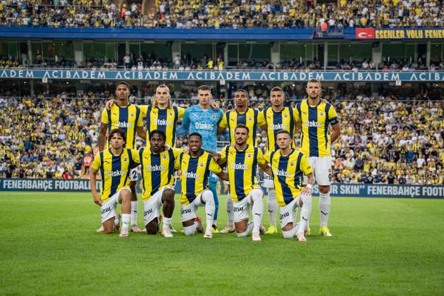Fenerbahce v Lugano UEFA Champions League Second Qualifying Round Team Fenerbahce during the ceremony before the match. Fenerbahce and Lugano faced each other in the UEFA Champions League second qualifying round second leg, the match took place at Sukru Saracoglu Stadium on July 30, 2024 Istanbul Istanbul Turkey Copyright: xYagizxGurtugx
