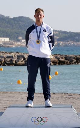 Paris 2024 - Windsurf - Tom Reuveny Wins Gold Tom Reuveny of Team Israel wins gold in Men s Windsurf iQFoil class final on day eight of the Paris 2024 Olympic Games, Olympische Spiele, Olympia, OS in Marseille, France on August 3, 2024. Photo by Patrick Aventurier ABACAPRESS.COM Marseille France Copyright: xAventurierxPatrick ABACAx