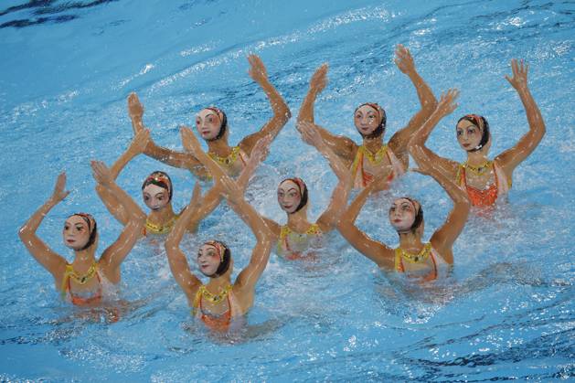 Bilder des Jahres 2024, Sport 08 August Sport Themen der Woche KW32 France team competes in team free routine of Artistic Swimming as part of Paris 2024 Olympic Games, Olympische Spiele, Olympia, OS at Aquatics Center in Saint-Denis, France, 06 August 2024. Team free routine of Artistic Swimming !ACHTUNG: NUR REDAKTIONELLE NUTZUNG!  Copyright: xLavandeiraxJrx EVE1217 20240806-55014357551_1