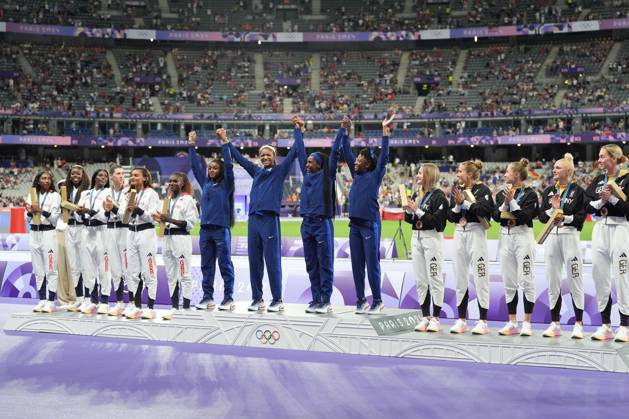 USA win gold in the Women s 4 x 100m Relay, with Great Britain winning silver and Germany getting bronze Paris 2024 Olympic Games, Olympische Spiele, Olympia, OS Day Fourteen, Paris, France - 09 Aug 2024  Copyright: xDavexWinter Shutterstockx 14622994km