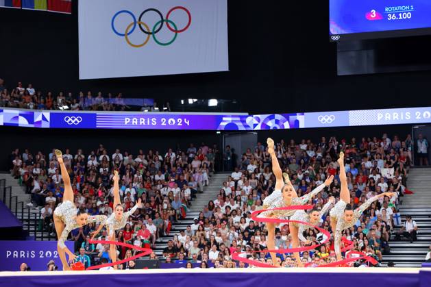 Italy team group, Mannschaftsbild, Totale (ITA), AUGUST 10, 2024 - Rhythmic gymnastics, Rhythmische Sportgymnastik, RSG : Group All-Around Final during the Paris 2024 Olympic Games, Olympische Spiele, Olympia, OS at Porte de La Chapelle Arena in Paris, France. (262920515)