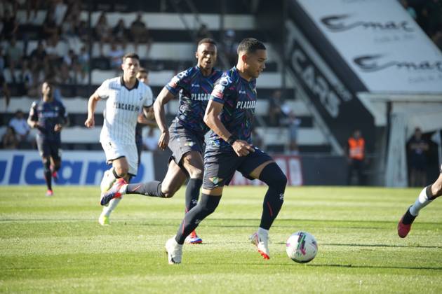 August 11, 2024, Faro, Portugal: Madson Monteiro of Moreirense Futebol Clube in action during the Liga Portugal Betclic week 1 football match between Sporting Clube Farense and Moreirense FC at Sao Luis Stadium Copyright: xNUNOxPIRESxVELOSOx