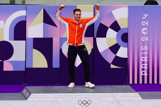 PARIS, FRANCE - AUGUST 11: Harrie Lavreysen of Team Netherlands celebrates winning Gold on the Podium in the Men™s Keirin Final during the Cycling Track Paris 2024 Olympic Games, Olympische Spiele, Olympia, OS at the National Veladrome on August 11, 2024 in Paris, France. (Photo by Pete Dovgan Speed Media Icon Sportswire) OLYMPICS: AUG 11 Paris 2024 EDITORIAL USE ONLY Icon2408110197