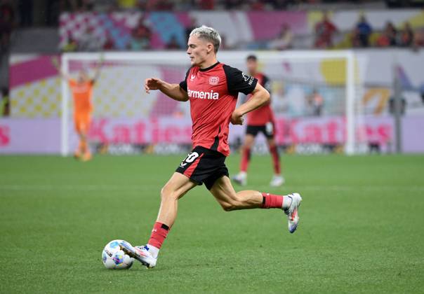 Florian Wirtz (Bayer 04 Leverkusen) 17.08.2024, Fussball Supercup 2024 Finale Bayer 04 Leverkusen - VfB Stuttgart 2:2, 4:3 i.E. Foto: Weis TEAM2 DFL regulations prohibit any use of photographs as image sequences and or quasi-video Leverkusen BayArena Nordrhein Westfalen Deutschland