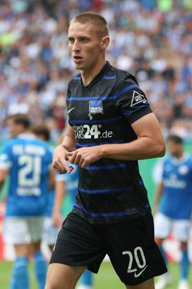 18.08.2024, xtgx, Fussball DFB Pokal 1. Runde, FC Hansa Rostock - Hertha BSC Berlin emspor, v.l. Palko Dardai (Hertha, 20) (DFL DFB REGULATIONS PROHIBIT ANY USE OF PHOTOGRAPHS as IMAGE SEQUENCES and or QUASI-VIDEO) Rostock