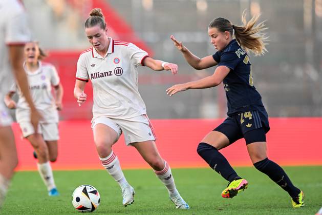 Fußball, Freundschaftsspiel, 20240820, FC Bayern München - Juventus Turin. Im Bild Alara SEHITLER (FC Bayern München Frauen, 14) und Elsa PELGANDER (Juventus Turin Frauen, 24) Zweikampf Ball. Unterhaching uhlsport PARK Bayern Deutschland Copyright: Passion2Press MarkusxFischerx