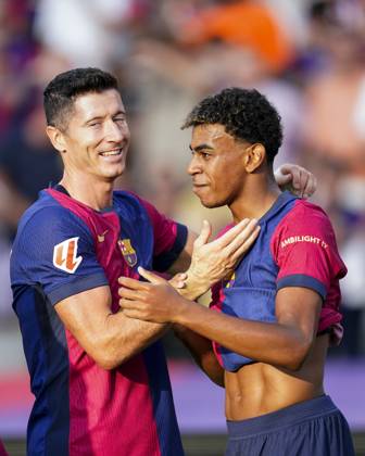 Lamine Yamal of FC Barcelona, Barca celebrates the 1-0Lamine Yamal of FC Barcelona celebrates the 1-0 with Robert Lewandowski of FC Barcelona Copyright: xx PS_240824_020