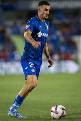 Getafe CF vs Rayo Vallecano - La Liga EA Sports 2024 25 Juan Iglesias of Getafe CF in action with the ball during the La Liga EA Sports 2024 25 football match between Getafe CF vs Rayo Vallecano at Estadio Coliseum on August 24, 2024 in Getafe, Spain. Getafe Estadio Coliseum Madrid Spain Copyright: xAlbertoxGardinx AGardin_20240824_Football_Liga_Getafe_Rayo_Vallecano_068