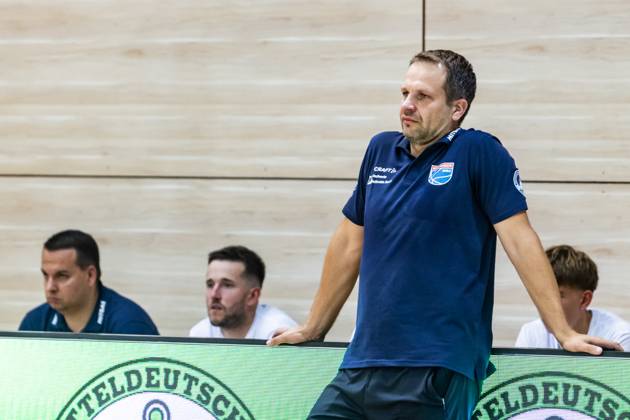 easyCredit Basketball Bundesliga, BBL, Saison 2024 2025, Herren. 24.08.2024, Testspiel Syntainics MBC - BG Göttingen, Janis Gailitis (Head Coach Syntainics MBC) Copyright: Alexander Trienitz.