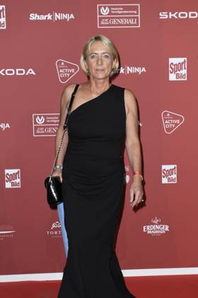 Heidi Beckenbauer bei der Ankunft zu der Preisverleihung des BILD-Award am 26.08.2024 in der Fischauktionshalle in Hamburg