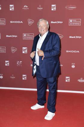 Ulli Wegner bei der Ankunft zu der Preisverleihung des BILD-Award am 26.08.2024 in der Fischauktionshalle in Hamburg