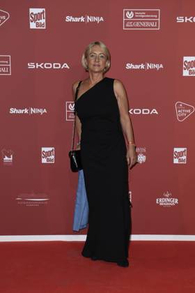 Heidi Beckenbauer bei der Ankunft zu der Preisverleihung des BILD-Award am 26.08.2024 in der Fischauktionshalle in Hamburg