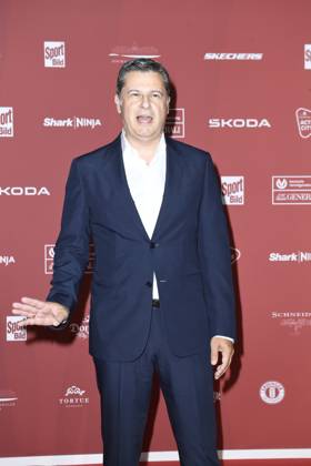 Christian Seifert bei der Ankunft zu der Preisverleihung des BILD-Award am 26.08.2024 in der Fischauktionshalle in Hamburg