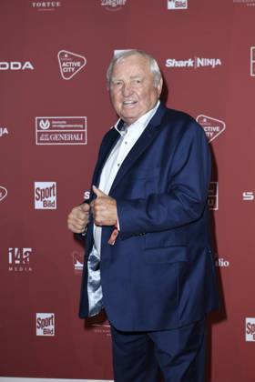 Ulli Wegner bei der Ankunft zu der Preisverleihung des BILD-Award am 26.08.2024 in der Fischauktionshalle in Hamburg