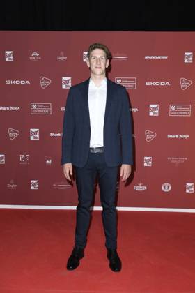 Lukas Märtens (Goldmedaille 2024 Olympiasieger) bei der Ankunft zu der Preisverleihung des BILD-Award am 26.08.2024 in der Fischauktionshalle in Hamburg