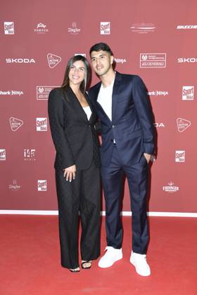 NAME bei der Ankunft zu der Preisverleihung des BILD-Award am 26.08.2024 in der Fischauktionshalle in Hamburg