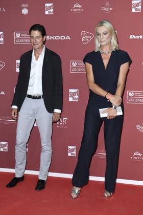 Marcus Höfl und Maria Höfl-Riesch bei der Ankunft zu der Preisverleihung des BILD-Award am 26.08.2024 in der Fischauktionshalle in Hamburg