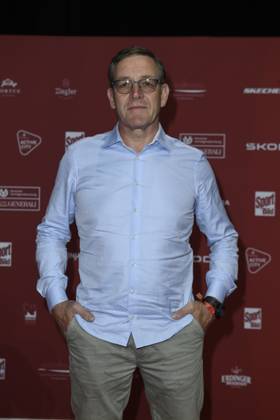 Alfred Gislason (isländischer Handballtrainer) bei der Ankunft zu der Preisverleihung des BILD-Award am 26.08.2024 in der Fischauktionshalle in Hamburg