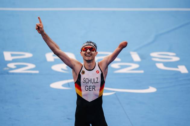Bilder des Jahres 2024, Sport 09 September Sport Themen der Woche KW36 Sport Bilder des Tages PARALYMPICS - Paralympic Summer Games 2024 PARIS,FRANCE,02.SEP.24 - PARALYMPICS, TRIATHLON - Paralympic Summer Games Paris 2024. Image shows Martin Schulz (GER).  GEPAxpictures xJohannesxFriedl