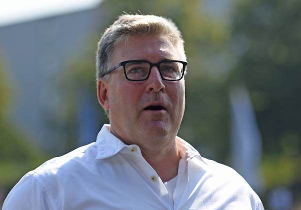 31.08.2024, xhbx, Fussball Google Pixel Frauen-Bundesliga, Eintracht Frankfurt - FC Carl Zeiss Jena emspor, v.l. Axel Hellmann (Vorstandssprecher Eintracht Frankfurt Fussball AG) (DFL DFB REGULATIONS PROHIBIT ANY USE OF PHOTOGRAPHS as IMAGE SEQUENCES and or QUASI-VIDEO) Frankfurt am Main