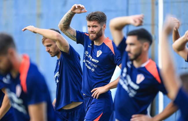 Fußball, Nationalteam Kroatien Training Croatia National Football Team: Training session Duje Caleta Car of Croatia during training session of Croatia national football team at Hitrec Kacian Stadium in Zagreb, Croatia, on September 2, 2024. SlavkoxMidzor PIXSELL