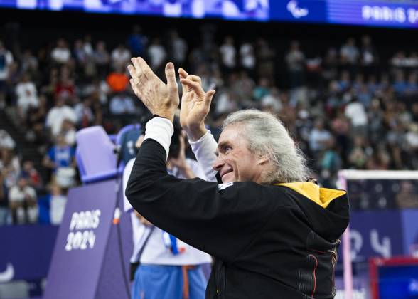 PARIS, FRANCE - SEPTEMBER 02: Thomas WANDSCHNEIDER (GER), startclass WH1 wins the bronce medal and celebrates during the winning ceremony Paris 2024 Summer Paralympic Games at Porte de la Chapelle Arena on September 02, 2024 in Paris, France. (Photo by Mika Volkmann DBS)