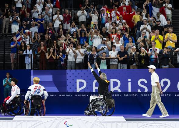 PARIS, FRANCE - SEPTEMBER 02: Thomas WANDSCHNEIDER (GER), startclass WH1 wins the bronce medal and celebrates during the winning ceremony Paris 2024 Summer Paralympic Games at Porte de la Chapelle Arena on September 02, 2024 in Paris, France. (Photo by Mika Volkmann DBS)