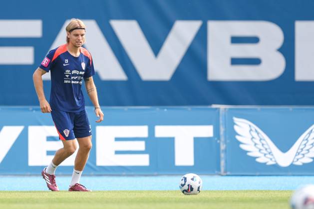 Fußball, Nationalteam Kroatien, Training Croatia training session Borna Sosa of Croatia is seen during a Croatia training session ahead UEFA Natios League match against Portugal, at Marksimir Stadiun on September 4, 2024, in Zagreb, Croatia. MatijaxHabljak PIXSELL