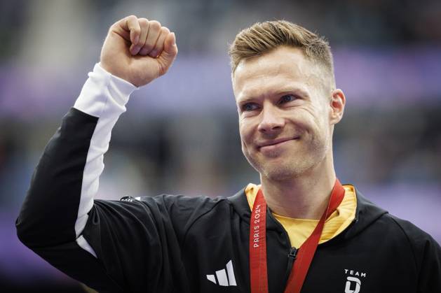 Paralympics (Para Leichtathletik); Paris, 05.09.2024 Siegerehrung mit GOLD für REHM Markus (T64 GER Para Leichtathletik)Weitsprung, long jump, ; Paralympics (Para Leichtathletik) am 05.09.2024 im Stade de France in Paris (Frankreich). Copyright: xBEAUTIFULxSPORTS AxelxKohringx