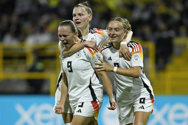 Bilder des Jahres 2024, Sport 09 September Sport Themen der Woche KW36 Estadio Metropolitano de Techo Sofie Zdebel of Germany celebrates her goal with Marie Steiner and Sarah Ernst during the match between Germany and Nigeria, for the 2nd round of group D of the FIFA U-20 Women s World Cup Colombia 2024, at the Estadio Metropolitano de Techo, this Wednesday 04. 30761 (Julian Medina SPP) Copyright: xJulianxMedinax xSPPx spp-en-JuMe-_DSC9567