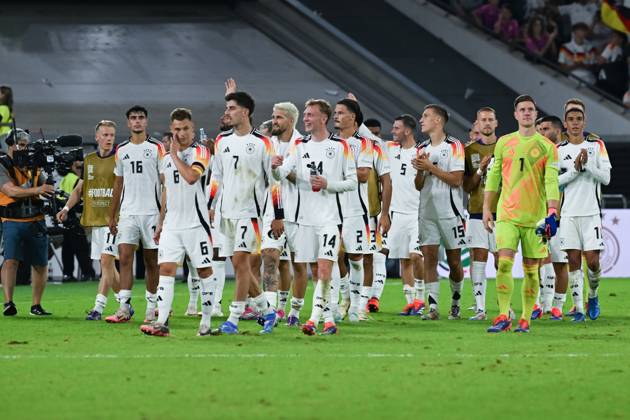 07.09.2024, xsltx, Fussball UEFA Nations League 2024, Deutschland - Ungarn emspor, v.l. Freude im deutschen Team nach dem 5:0 gegen Ungarn (DFL DFB REGULATIONS PROHIBIT ANY USE OF PHOTOGRAPHS as IMAGE SEQUENCES and or QUASI-VIDEO)