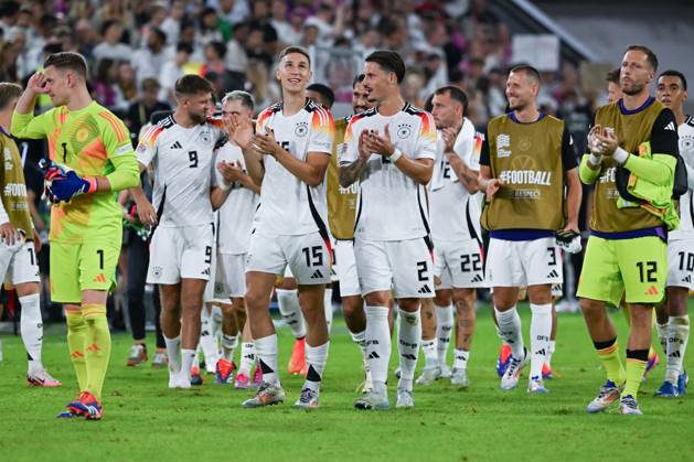 07.09.2024, xsltx, Fussball UEFA Nations League 2024, Deutschland - Ungarn emspor, v.l. Freude im deutschen Team nach dem 5:0 gegen Ungarn (DFL DFB REGULATIONS PROHIBIT ANY USE OF PHOTOGRAPHS as IMAGE SEQUENCES and or QUASI-VIDEO)