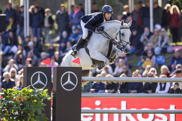 Bilder des Jahres 2024, Sport 09 September Sport Themen der Woche KW37 DONAUESCHINGEN - CHI 2024, DONAUESCHINGEN - CHI 2024 WEISHAUPT Maximilian (GER), DSP Omerta Incipit Großer Preis - S.D. Fürst Joachim zu Fürstenberg-Gedächtnispreis präsentiert von CPA Lichtkonzept Qualifikation zur Europameisterschaft 2025 CSI3*: Springprüfung mit Stechen Donaueschingen, Schlosspark 15. September 2024 -