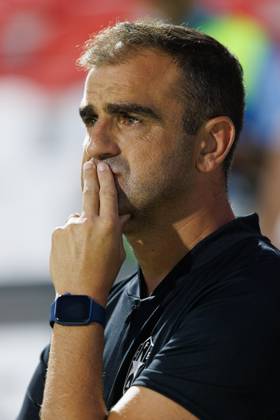 Filipe Martins seen during Liga Portugal game between teams of CF Estrela Amadora and Boavista FC at Estadio Jose Gomes (Maciej Rogowski) Amadora Estadio Jose Gomes Portugal Copyright: xMaciejxRogowskix estrela-boavista-24-25-005