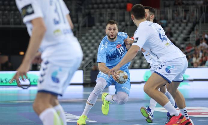 HC Zagreb v Aalborg Handbold - EHF Champions League ZAGREB, CROATIA - SEPTEMBER 18: Aleks Vlah of Aalborg Handbold in action during EHF Champions League Group Phase match between HC Zagreb and Aalborg Handbold at Arena Zagreb on September 18, 2024 in Zagreb, Croatia. SanjinxStrukic PIXSELL