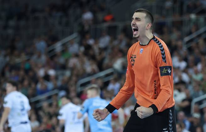 HC Zagreb v Aalborg Handbold - EHF Champions League ZAGREB, CROATIA - SEPTEMBER 18: HC Zagreb Golakeeper Matej Mandic reacts during EHF Champions League Group Phase match between HC Zagreb and Aalborg Handbold at Arena Zagreb on September 18, 2024 in Zagreb, Croatia. SanjinxStrukic PIXSELL