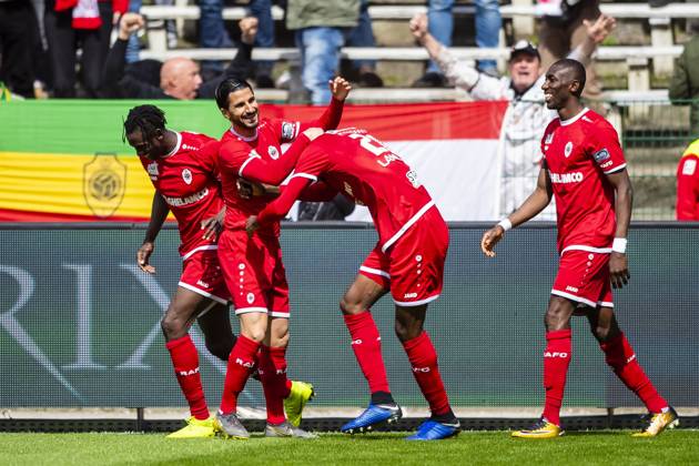 Royal Antwerp v RSC Anderlecht - Jupiler Pro League Play-Offs 1 ANTWERPEN, BELGIUM - MAY 12 : Didier Lamkel Ze forward of Antwerp celebrates with Lior Refaelov midfielder of Antwerp after scoring the 1-1 during the Jupiler Pro League match between Royal Antwerp FC and RSC Anderlecht on May 12, 2019 in Antwerpen, Belgium, 12 05 2019 ( Photo Gregory Van Gansen Photonews ) Antwerpen Belgium Copyright: xGvgx 10791504-034