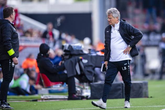 Royal Antwerp v RSC Anderlecht - Jupiler Pro League Play-Offs 1 ANTWERPEN, BELGIUM - MAY 12 : Laszlo Boloni head coach of Antwerp shows dejection during the Jupiler Pro League match between Royal Antwerp FC and RSC Anderlecht on May 12, 2019 in Antwerpen, Belgium, 12 05 2019 ( Photo Gregory Van Gansen Photonews ) Antwerpen Belgium Copyright: xGvgx 10791504-060