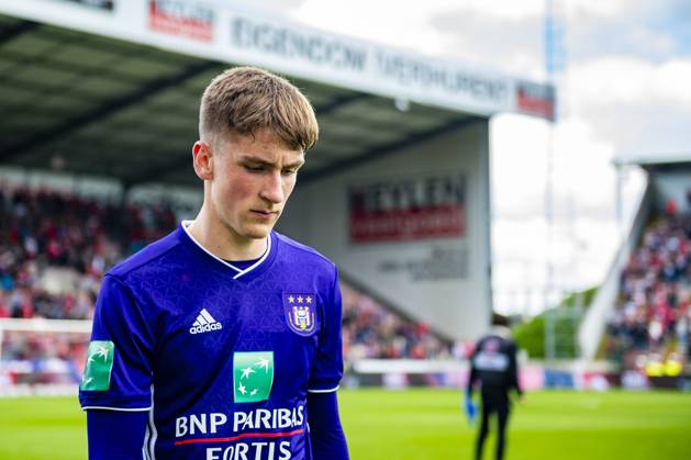 Royal Antwerp v RSC Anderlecht - Jupiler Pro League Play-Offs 1 ANTWERPEN, BELGIUM - MAY 12 : Yari Verschaeren midfielder of Anderlecht showd dejection after the Jupiler Pro League match between Royal Antwerp FC and RSC Anderlecht on May 12, 2019 in Antwerpen, Belgium, 12 05 2019 ( Photo Gregory Van Gansen Photonews ) Antwerpen Belgium Copyright: xGvgx 10791504-087