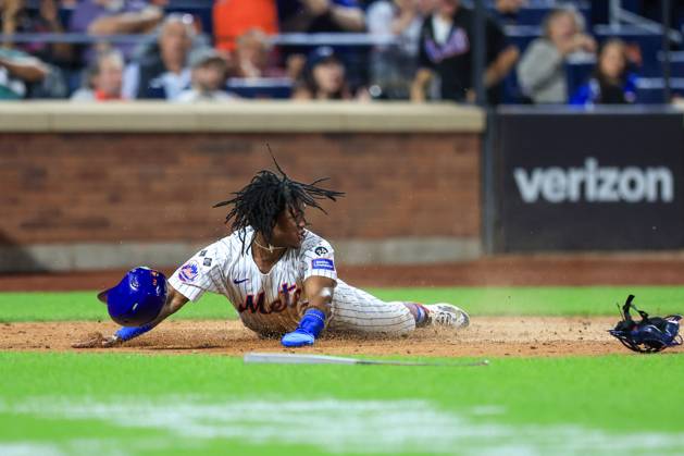 MLB, Baseball Herren, USA Washington Nationals Vs New York Mets Luisangel Acuna 2 of the New York Mets slides into home plate safely during the fourth inning of a baseball game against the Washington Nationals at Citi Field in Corona, N.Y., on September 18, 2024. New York City N.Y. United States  Copyright: xGordonxDonovanx originalFilename:donovan-washingt240918_npNuo.jpg