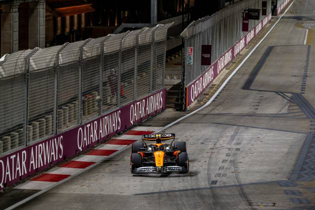 MARINA BAY, SINGAPORE: Lando Norris, racing for the McLaren F1 team during the 2024 Formula 1 Singapore Grand Prix at the Marina Bay Street Circuit in Marina Bay, Singapore